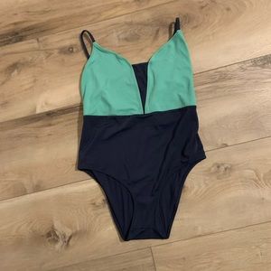 Lively swim suit